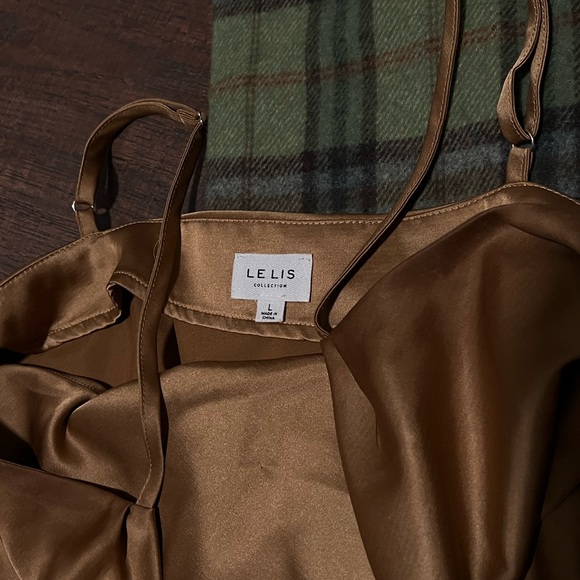 Satin Cowl Neck Tank Top - Picture 4 of 4